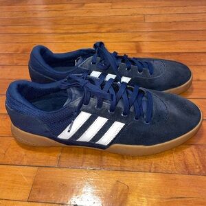 Navy blue Adidas city cup Men’s shoe